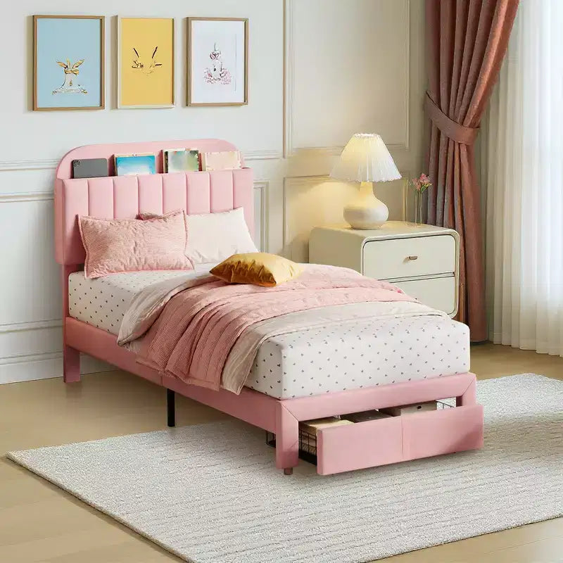 Letto a piattaforma singolo in velluto azzurro/rosa chiaro/bianco sporco con testiera libreria