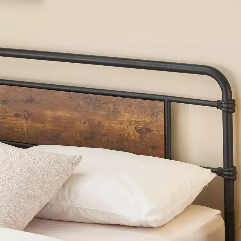 Letto matrimoniale con struttura in metallo stile rustico marrone, 1 persona