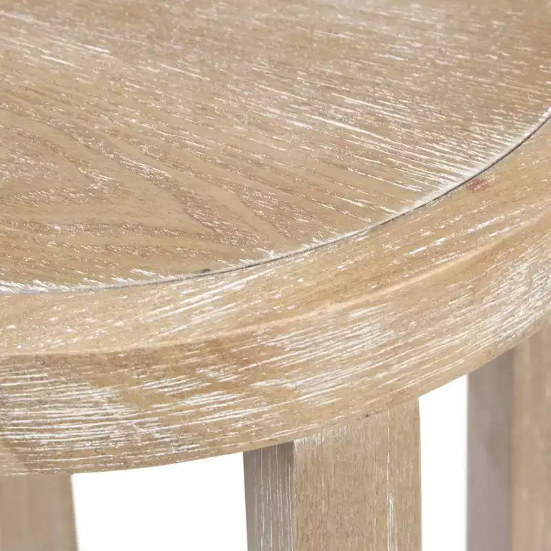 Tavolino rotondo color beige, impiallacciatura in frassino e ripiano in rattan, montaggio per 1 persona