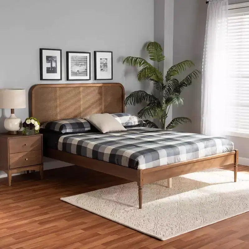Letto King con piattaforma in Rattan Naturale Intrecciato, Marrone/Noce Cenere, Per 1-2 Adulti